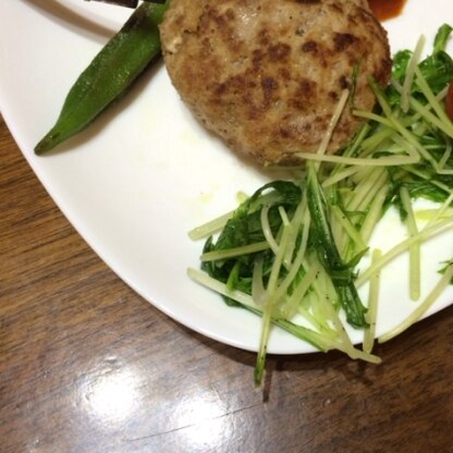 写真取り忘れて食べかけですが…美味しくて息子が三個も食べてました。簡単で焼きやすかったのでまた作ります！